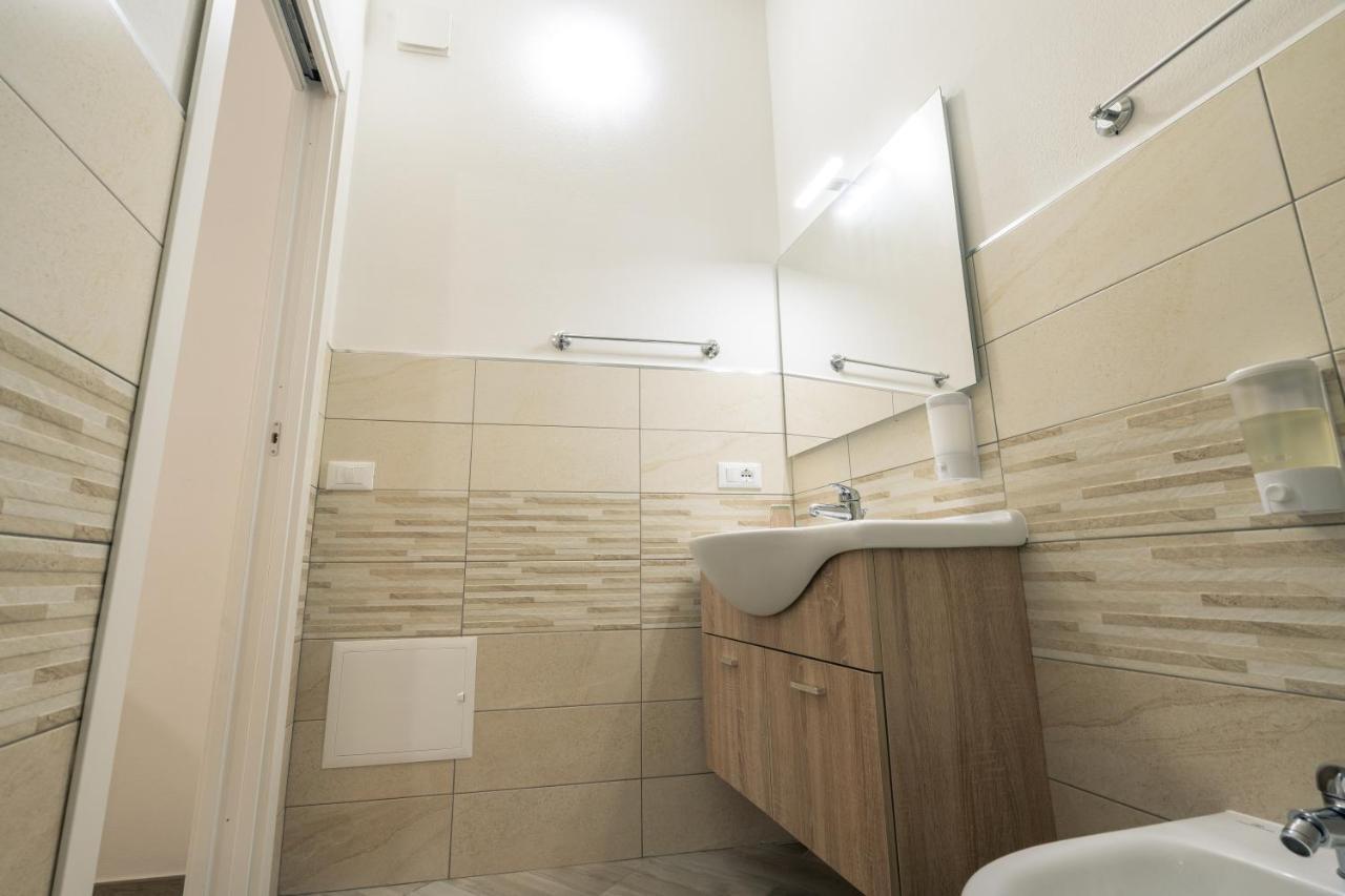 Domoblu Camere In Centro Tortoli Luaran gambar