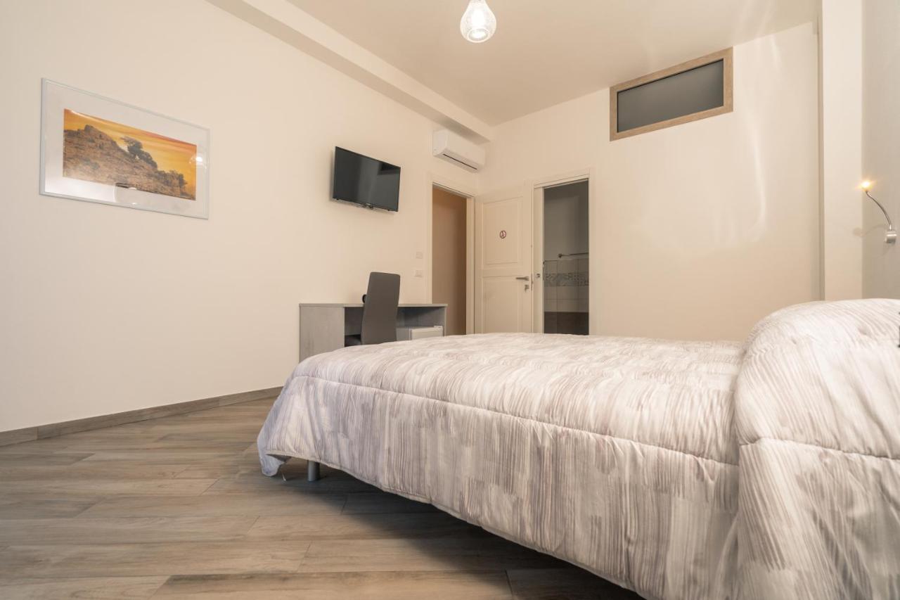Domoblu Camere In Centro Tortoli Luaran gambar