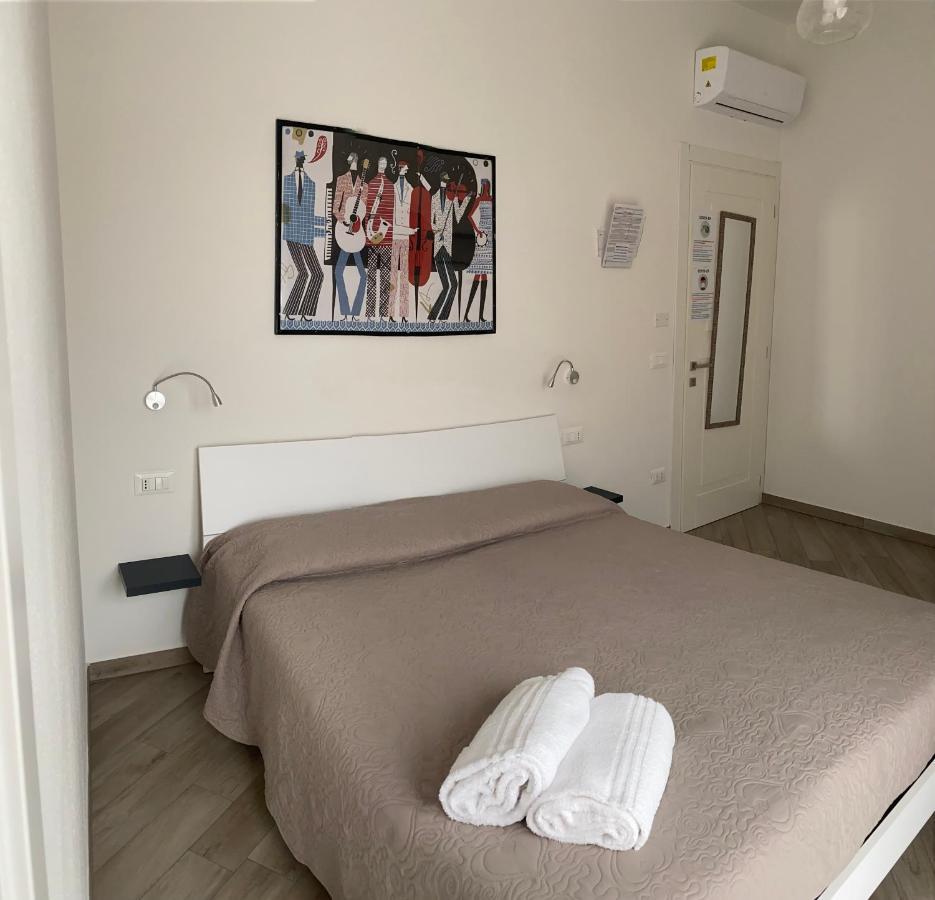 Domoblu Camere In Centro Tortoli Luaran gambar
